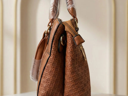 Women’s Textured Basket-Weave Handbag with Gold Accents