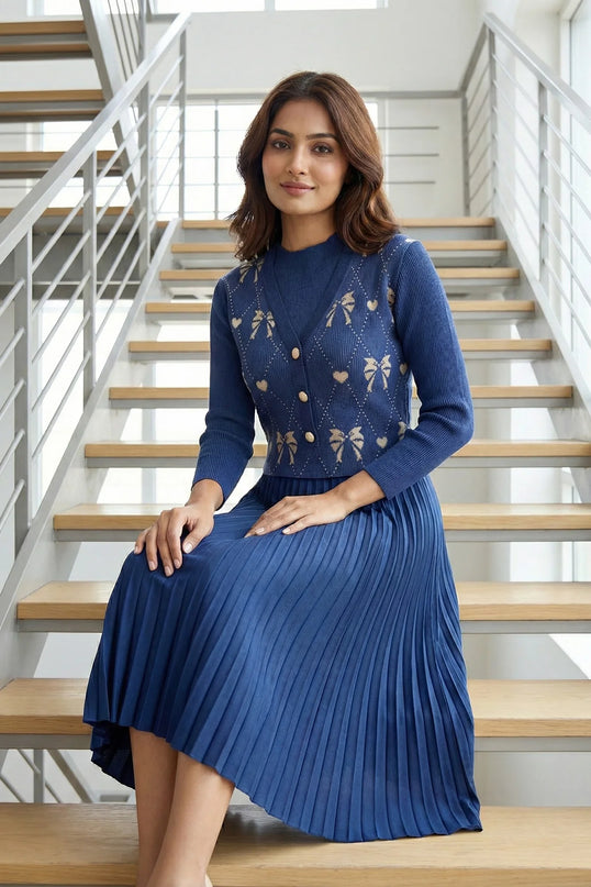 Heart & Bow Pleated Knit Dress